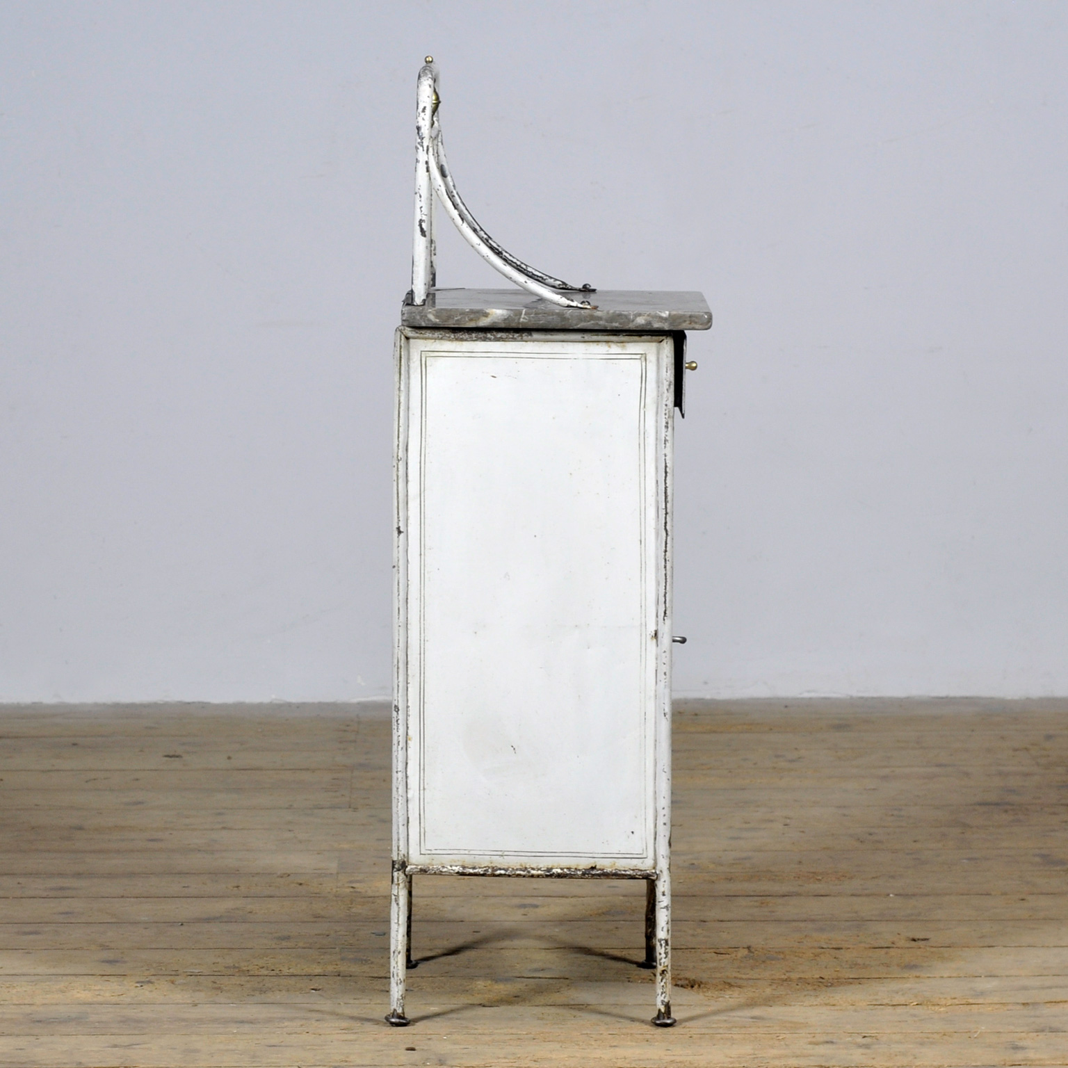 25257_nachtkastje_13