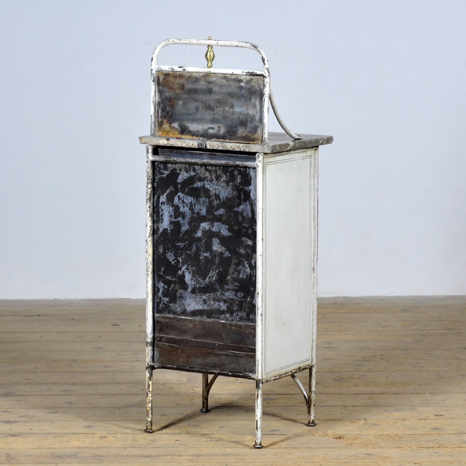 25257_nachtkastje_14