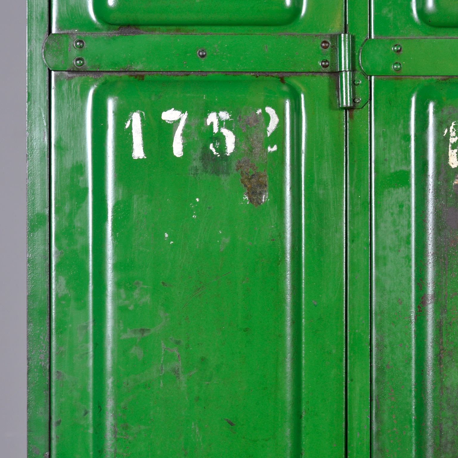 26002_locker_8