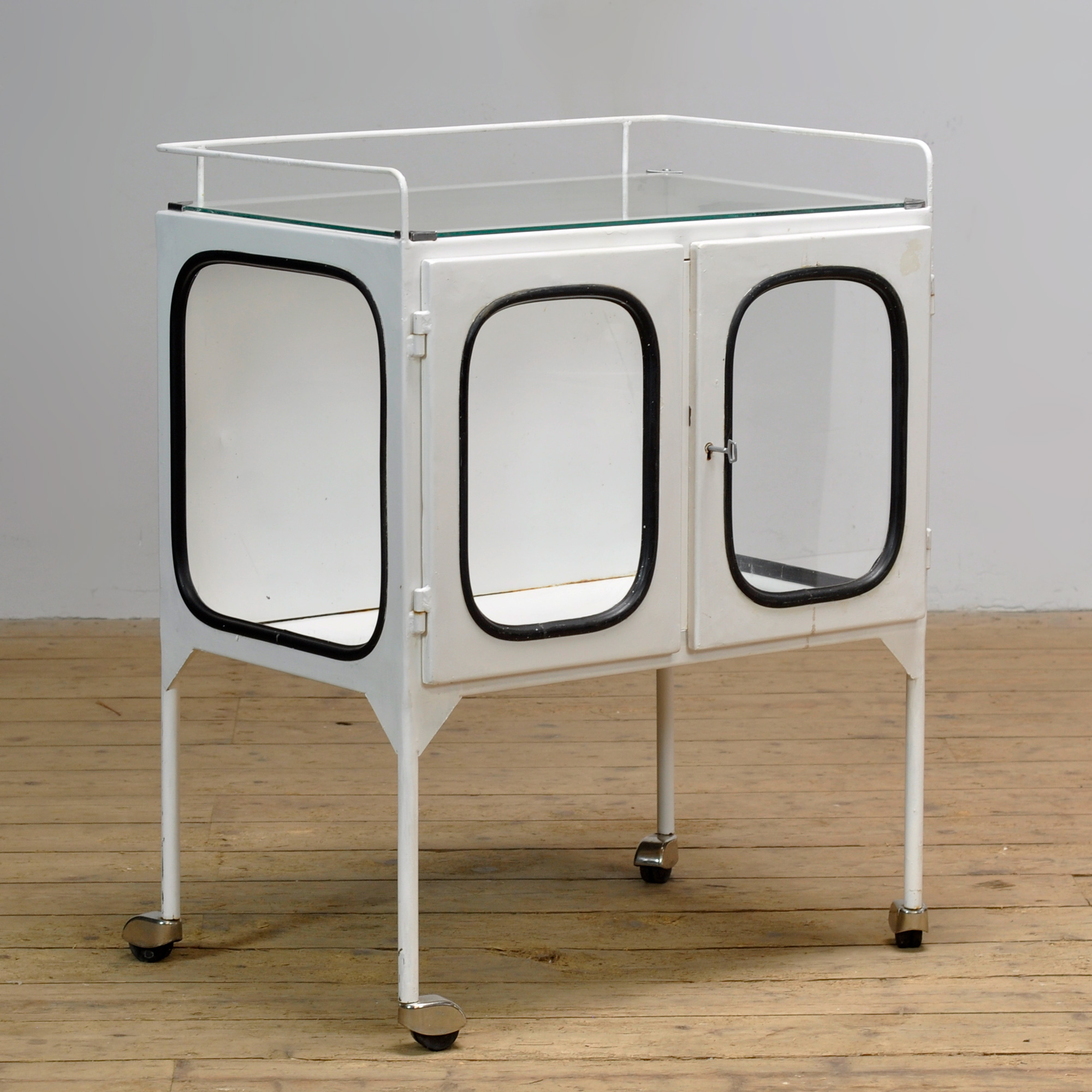 26136_trolley_2
