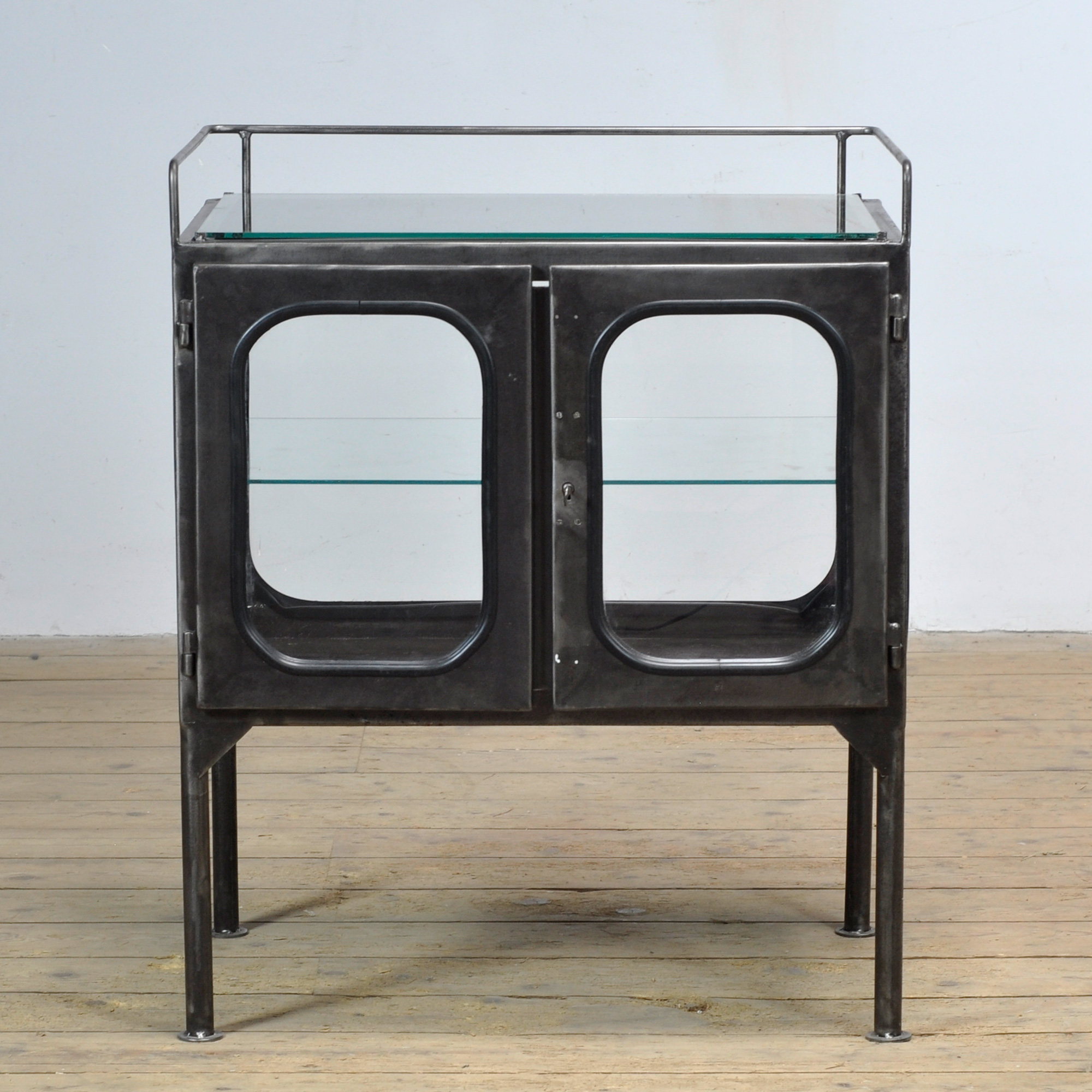26152_trolley_1