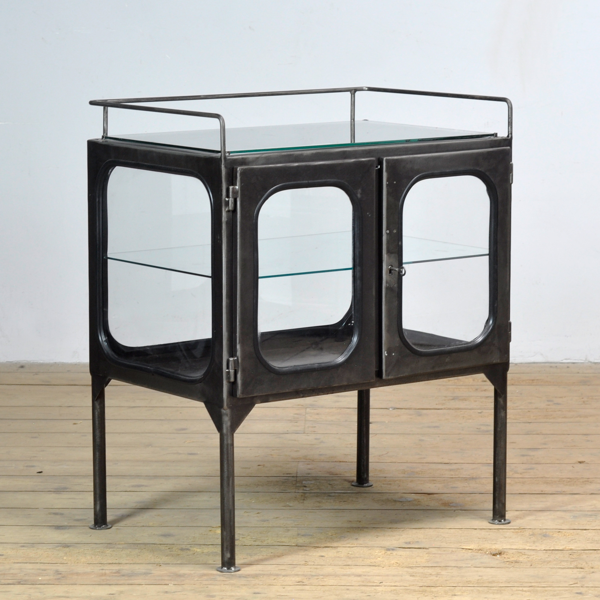 26152_trolley_2