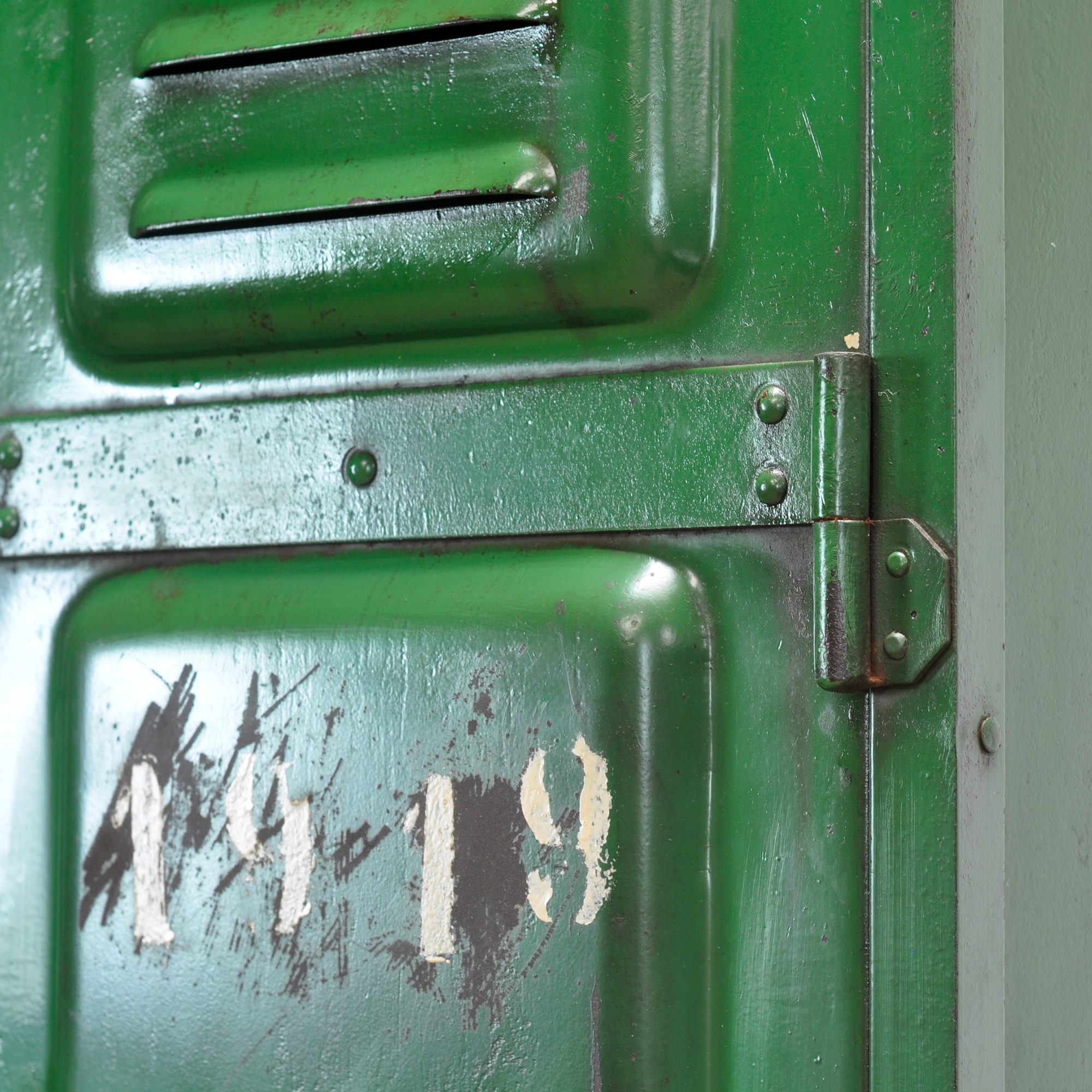 26183-locker_11