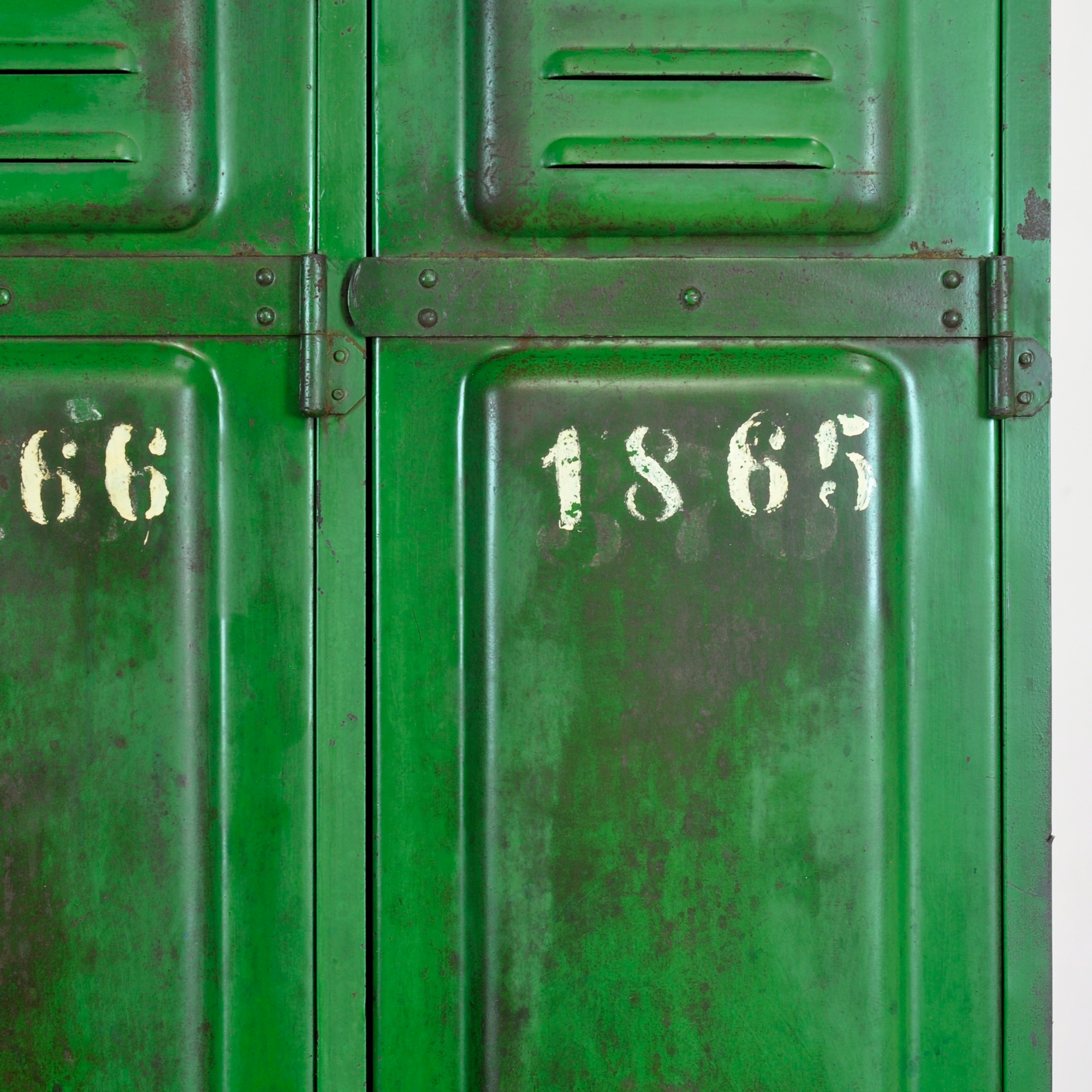 26205_locker_7