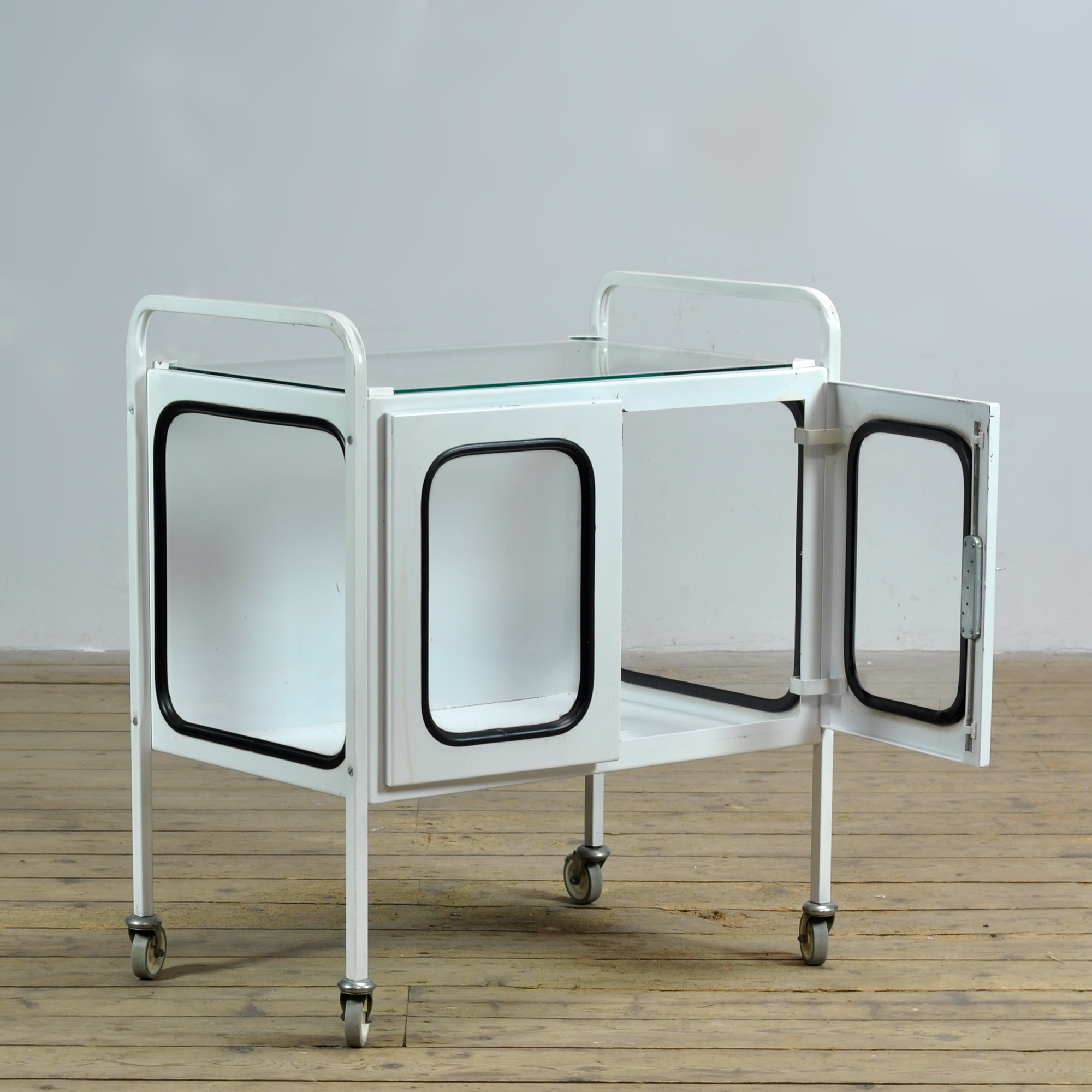26229-trolley_4