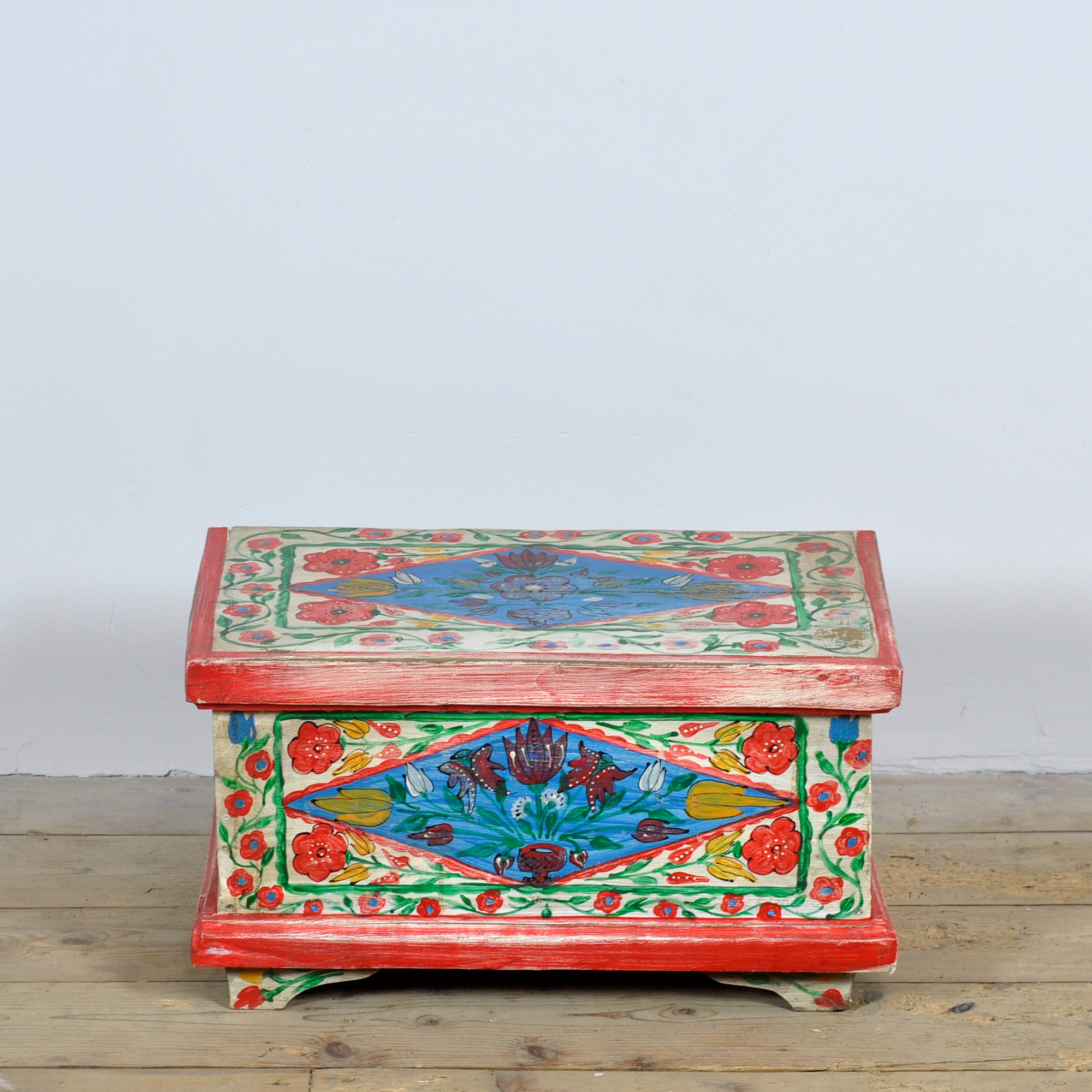 26260-folk-art-kistje_1
