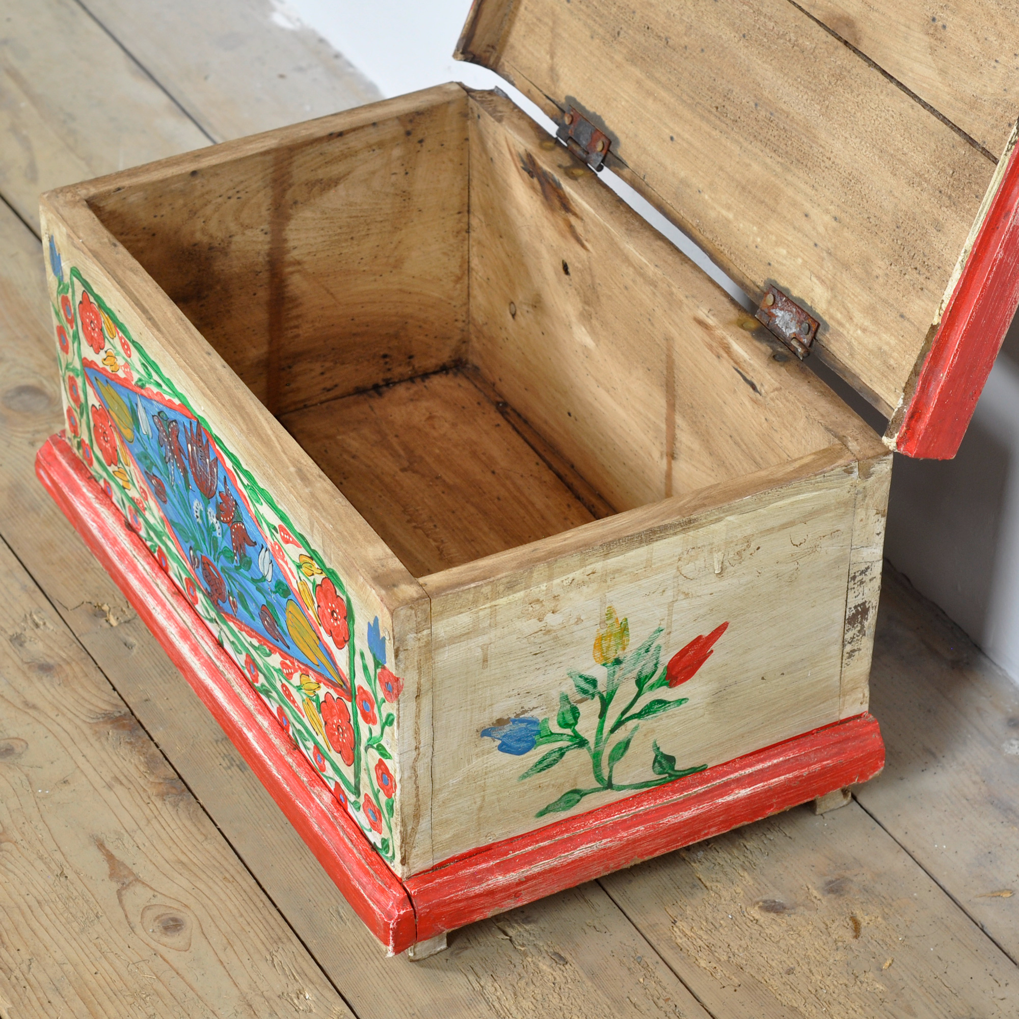 26260-folk-art-kistje_5