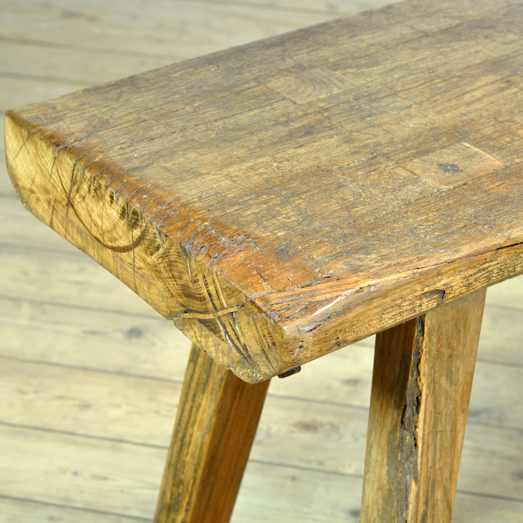 26284_butchesrtable_7